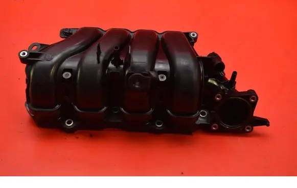 Toyota Yaris Intake manifold