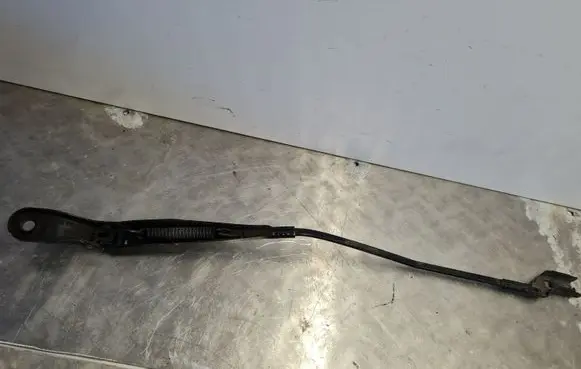 Peugeot Partner Front wiper blade arm 9682974380
