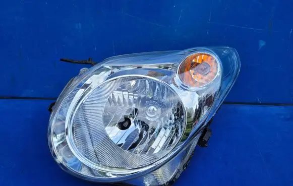 Suzuki Alto Headlight/headlamp 10017103