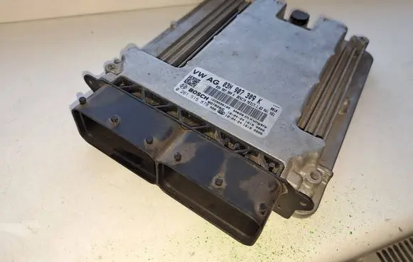 Volkswagen Atlas Engine control unit/module 03H907309K 0261S15878