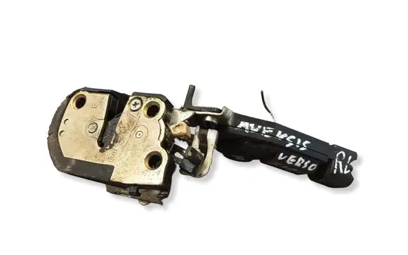 Toyota Avensis Verso Rear door lock 
