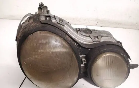 Mercedes-Benz E W210 Headlight/headlamp 144870