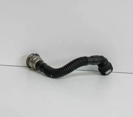 Volkswagen Jetta VII Air intake hose/pipe