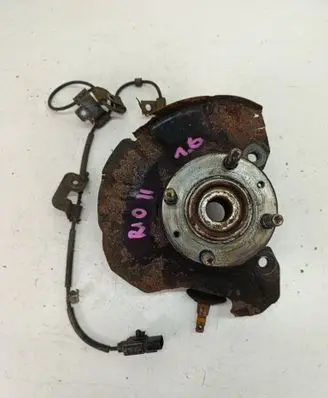 Front wheel hub