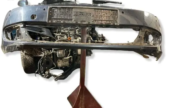 Volkswagen Golf VI Front bumper 1K9807221
