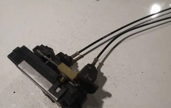 Opel Signum Rear door lock 24447346