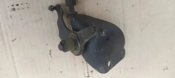 Mercedes-Benz W123 Throttle cable 