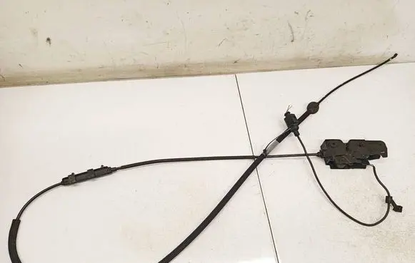 Audi A4 S4 B8 8K Engine bonnet/hood lock/catch 8K2823535