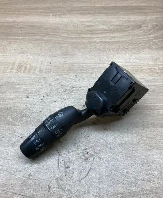 Honda CR-V Indicator stalk M29843
