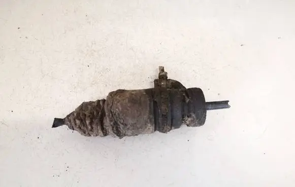 Mercedes-Benz C W203 Windscreen/windshield washer pump
