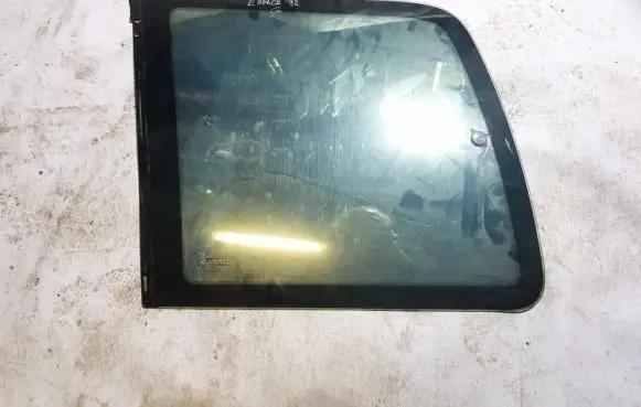 Rear side window
