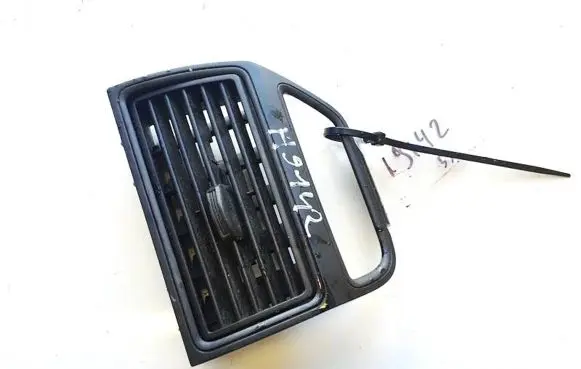 Fiat Grande Punto Dash center air vent grill