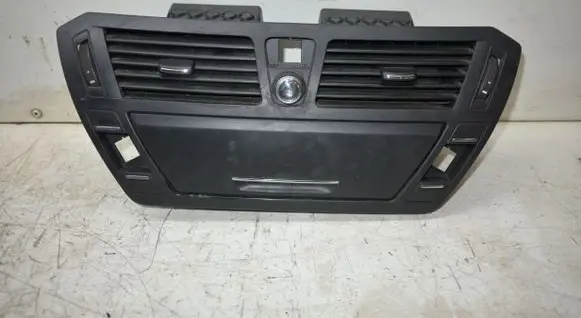 Citroen C4 I Picasso Dash center air vent grill 303845