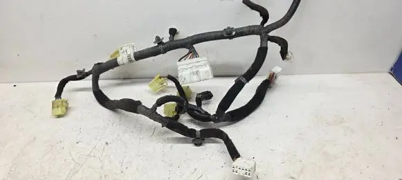 Hyundai Santa Fe Seat wiring loom 88071CM542