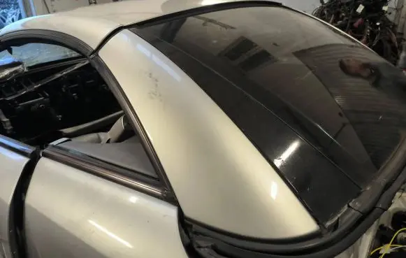Mercedes-Benz SL R230 Rear side window