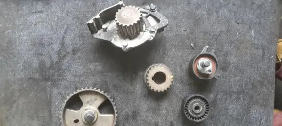 Ford Mondeo MK IV Timing belt tensioner 