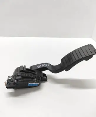 Renault Laguna II Accelerator throttle pedal 8200003392 6PV0081191