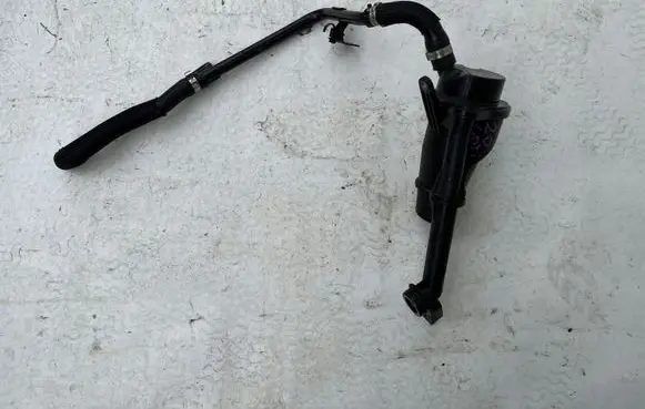Opel Insignia A Oil breather separator 55575980