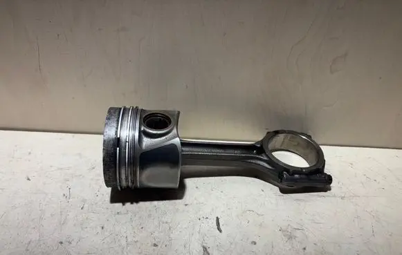Skoda Octavia Mk3 (5E) Piston with connecting rod 04L107065M