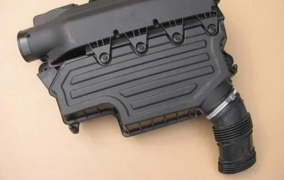 Jeep Renegade Air filter box 52178461 52080839 68516905AA