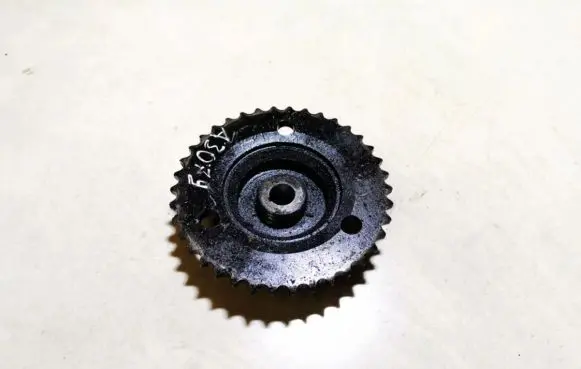 Opel Omega B1 Fuel pump gear (pulley) 