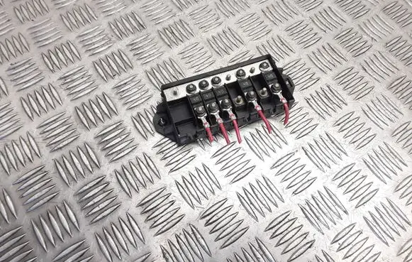 Volvo XC90 Fuse module 9441776