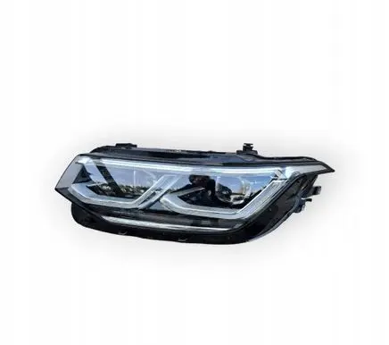 Volkswagen Tiguan Headlight/headlamp 5NN941113C