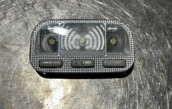 Citroen C5 Front seat light 9680713880