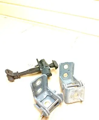 Opel Corsa F Rear door hinge set 