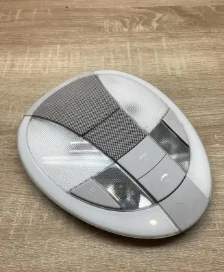 Mercedes-Benz E W211 Front seat light A2118207401 2JM008257