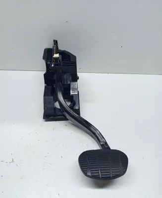 BMW 2 F45 Brake pedal 6856596 19929610