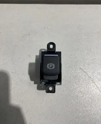 Maserati Ghibli Hand parking brake switch 670110722