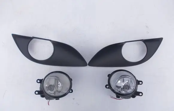 Toyota Yaris Front fog light 812100D041 814820D110 814810D100