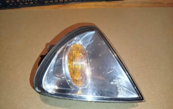 Toyota Avensis T220 Front indicator light 0821215G4RB 0601