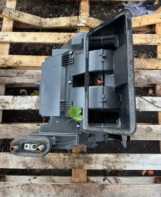 Mercedes-Benz Vito Viano W639 Interior heater climate box assembly housing a6398302760kz