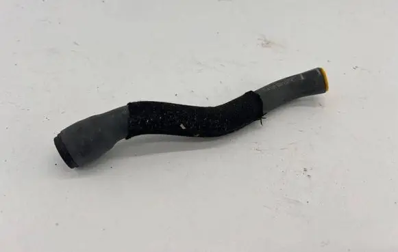 Audi Q7 4L Breather hose/pipe 7L6129653