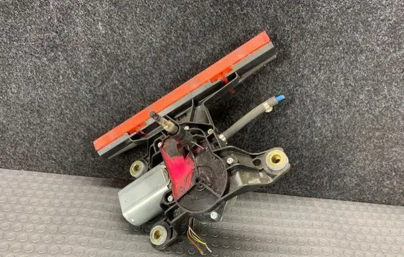 Mercedes-Benz A W169 Rear window wiper motor A1698201340
