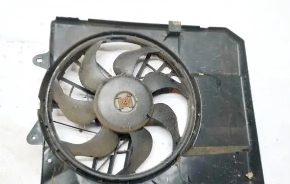 Ford Escort Radiator cooling fan shroud tyc620240