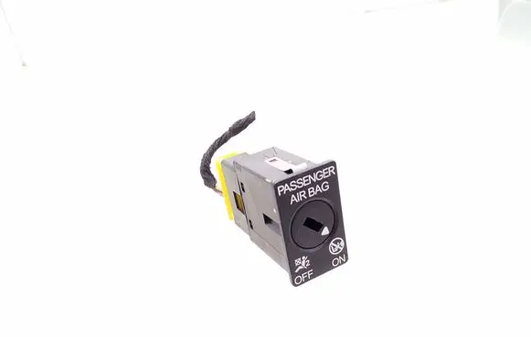 Passenger airbag on/off switch