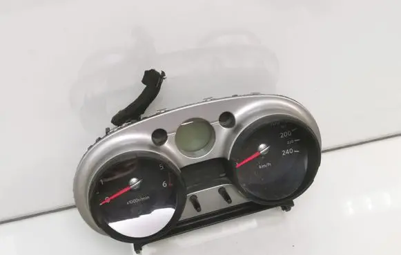 Nissan Qashqai Speedometer (instrument cluster) JD59D X801922