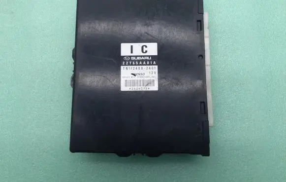 Subaru Outback Engine control unit/module 22765AA01A TN1124002401