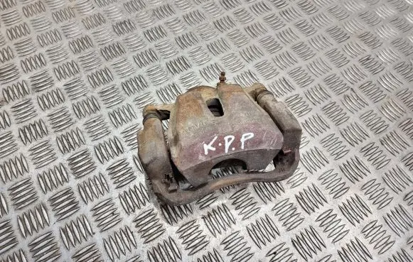 Toyota RAV 4 (XA30) Front brake caliper