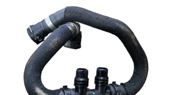 Peugeot 208 Engine coolant pipe/hose 7800624710
