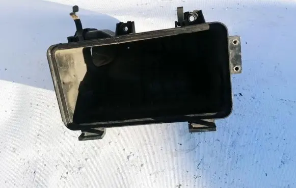 Air filter box