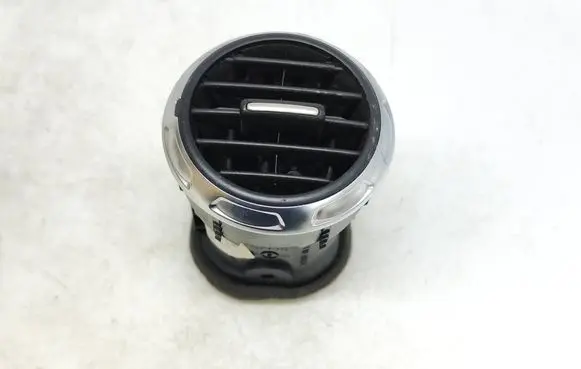 Audi TT TTS Mk2 Dash center air vent grill 8J0820901D 8J0820901A 04945004