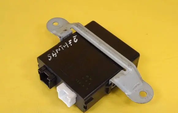Hyundai Santa Fe Window wiper relay 9875026000 98750-26000