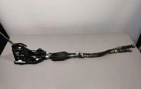Toyota Yaris Gear shift cable linkage