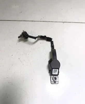 Volvo V40 Airbag deployment crash/impact sensor P31305432 1T13133520149