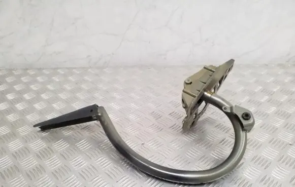 Mercedes-Benz C W205 Tailgate/trunk/boot hinge A2057500428