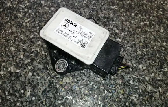 Mercedes-Benz E W211 ESP acceleration yaw rate sensor A2165420018